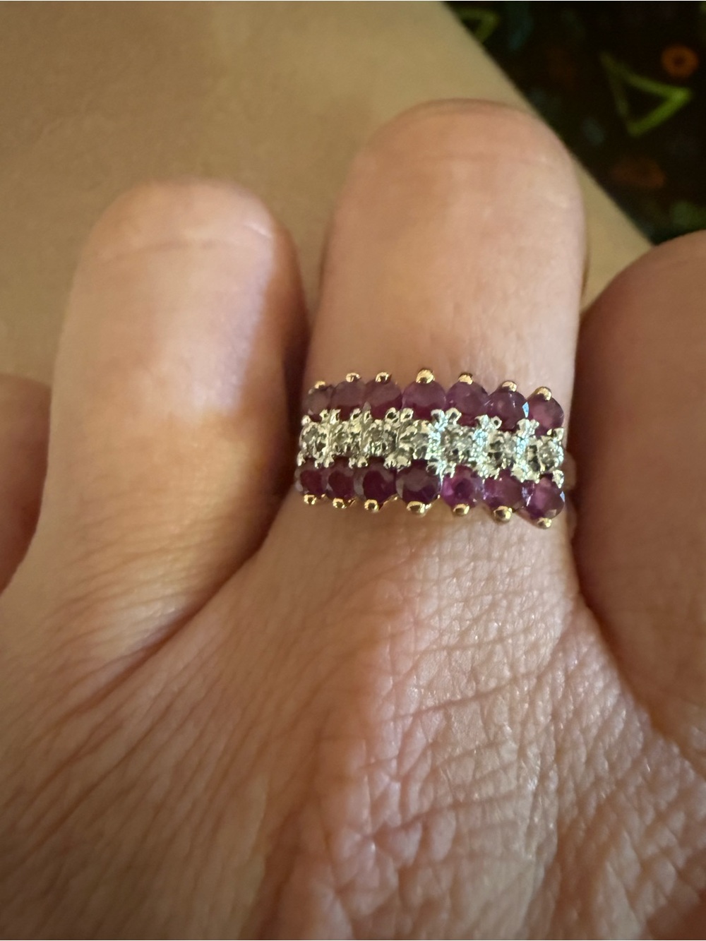 Beautiful 10k solid gold ruby and diamond ring